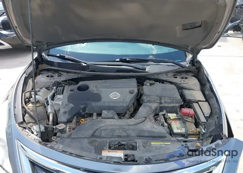 2015 Nissan Altima 2.5 S from USA, damaged, VIN 1N4AL3AP7FC569658